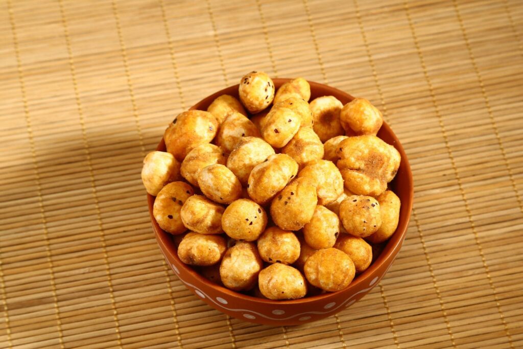easy recipes for snacks roasted makhana